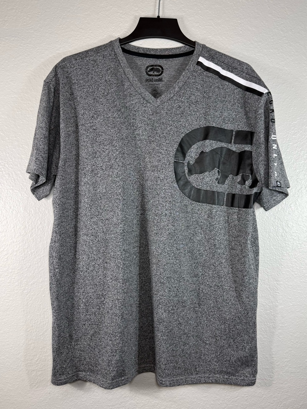 Ecko UNLTD. Gray Rhino V-neck Men’s T-shirt Size 2XL Tee